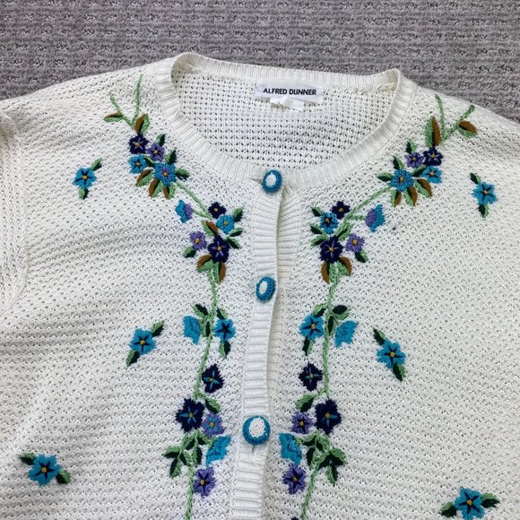 Coastal Grandma Alfred Dunner Sweater Women Fits L-XL White Floral Embroidered - Picture 2 of 15